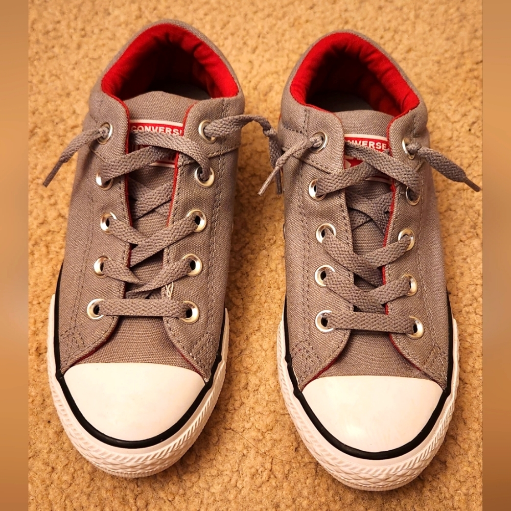 Brand new. Never worn. Still in the box.